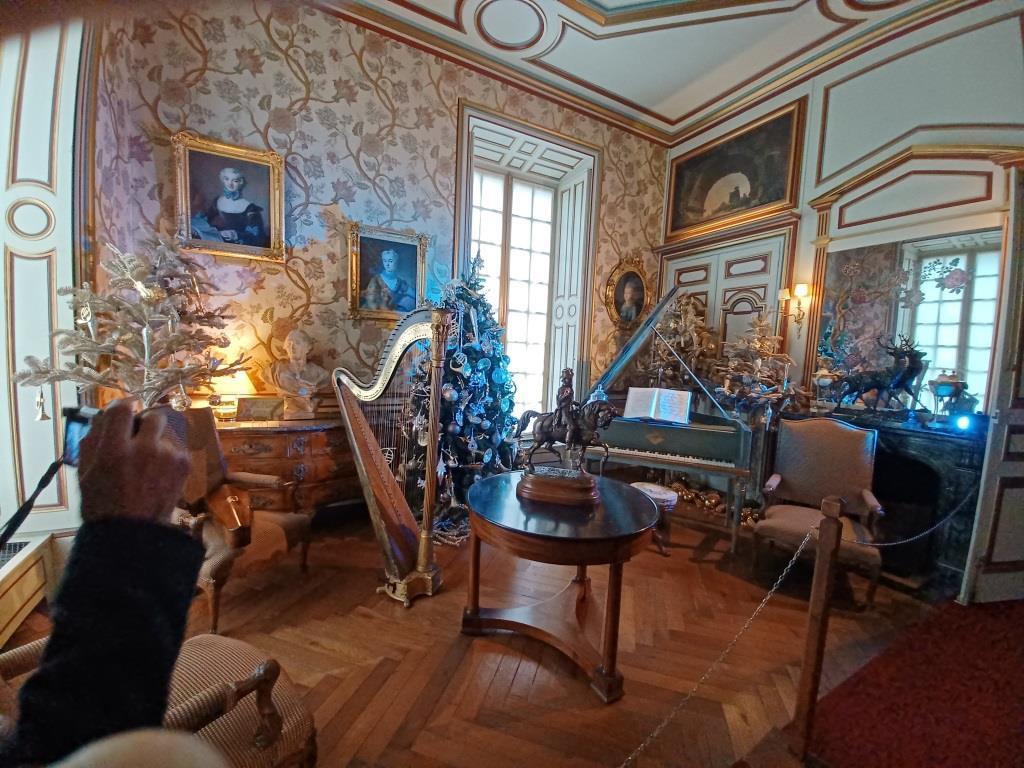 Cheverny salon musique